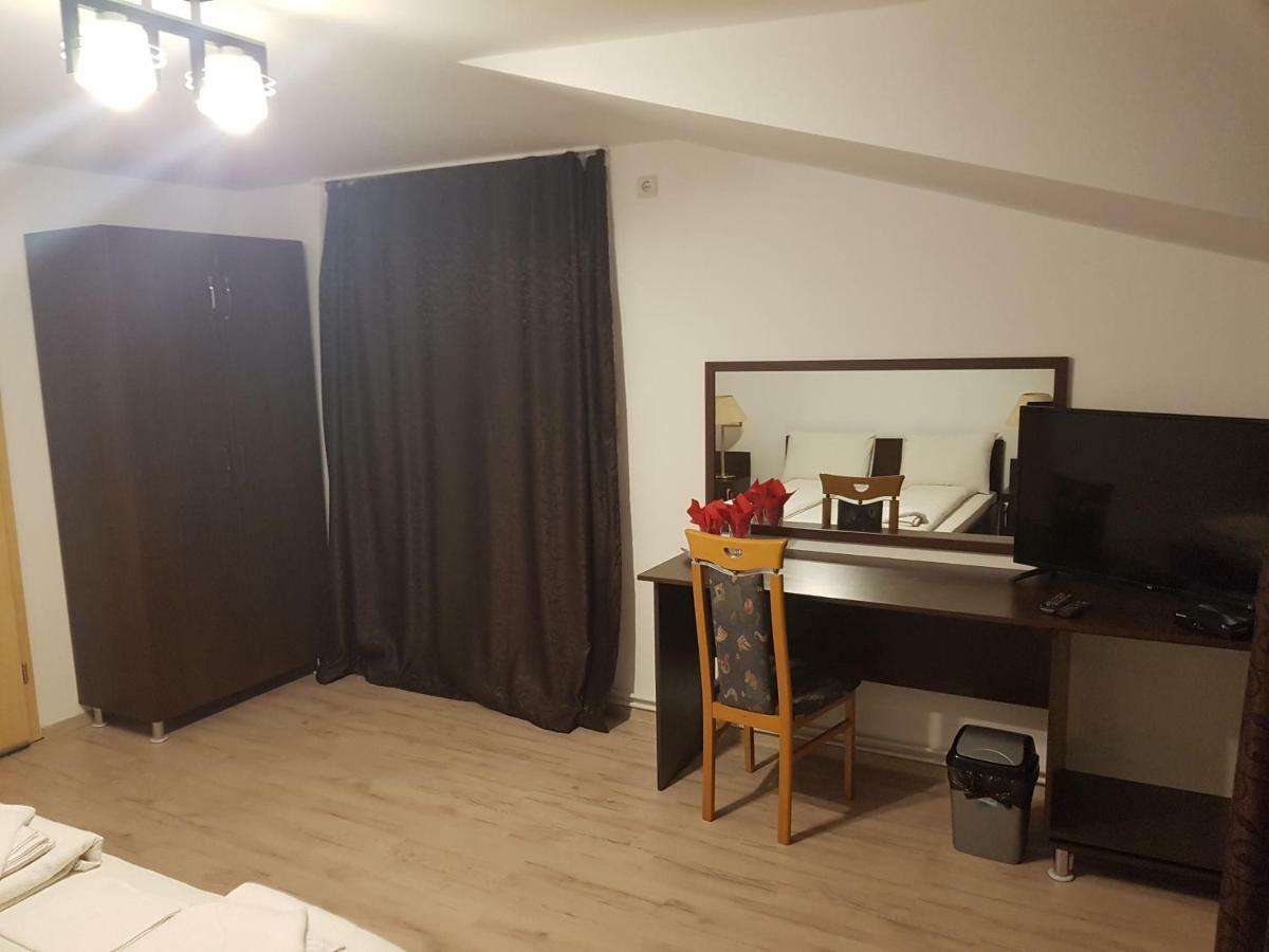 Casa Lions Ξενοδοχείο Τιμισοάρα Εξωτερικό φωτογραφία