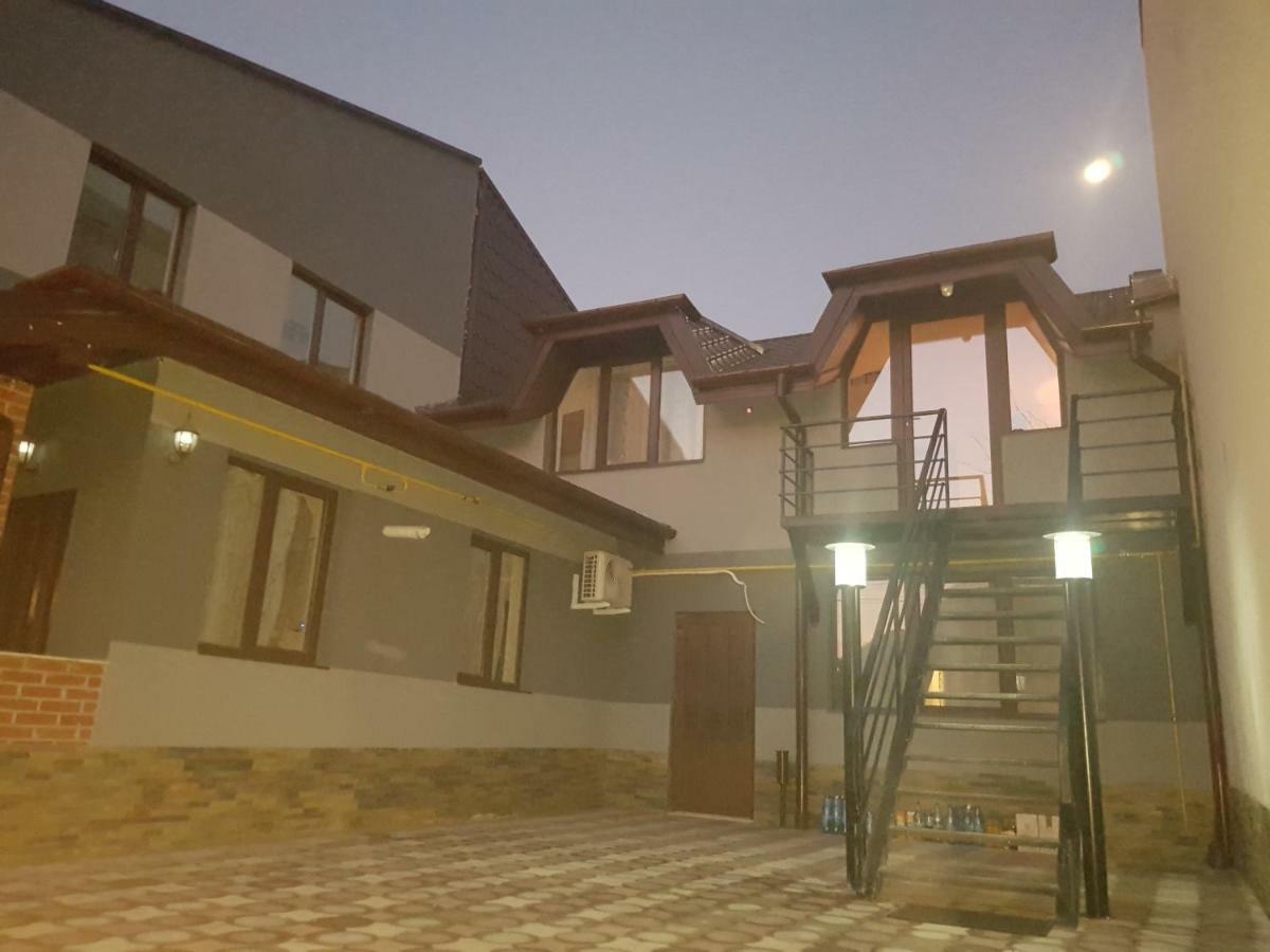 Casa Lions Ξενοδοχείο Τιμισοάρα Εξωτερικό φωτογραφία